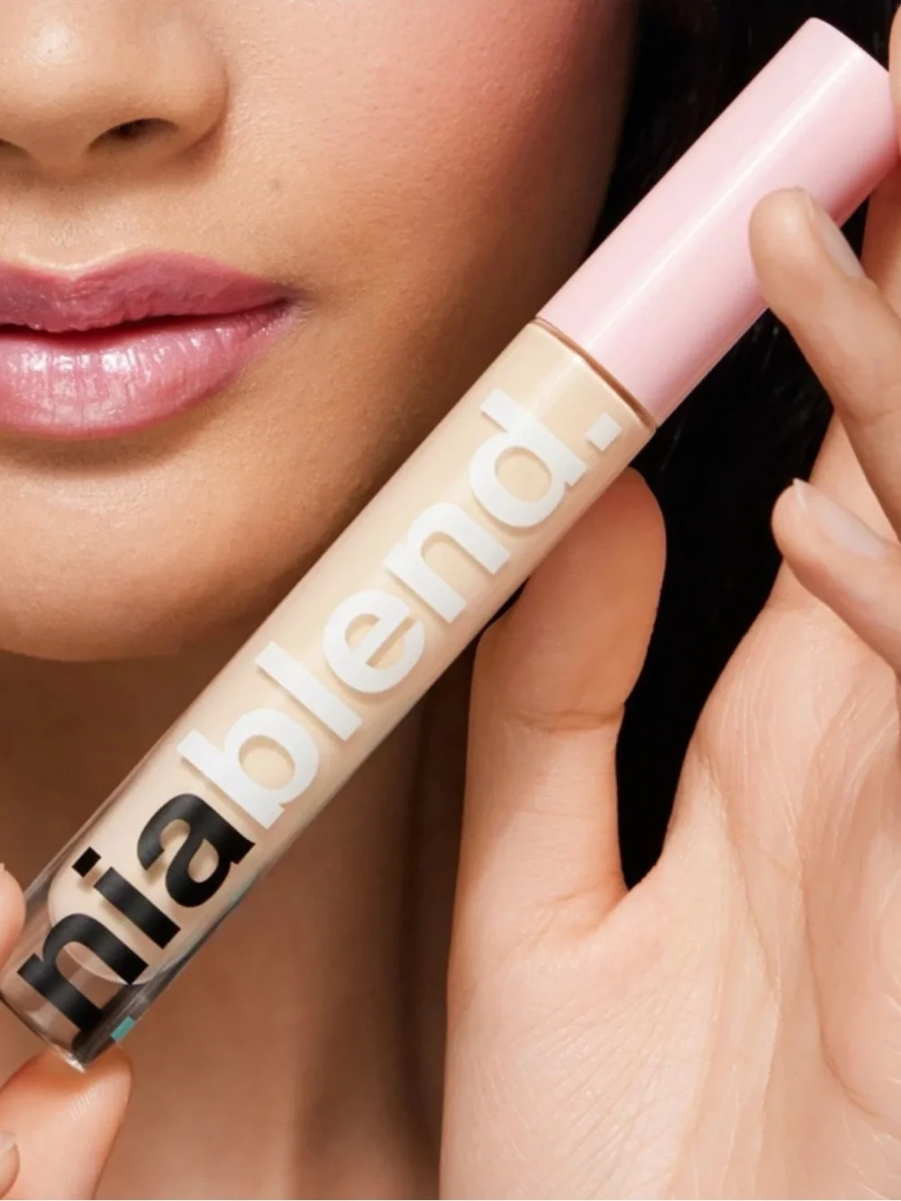 TOYFACTORY Niablend Serum Concealer in Shade F2 (Fair; Warm & Cool) NEW! TRAVEL!